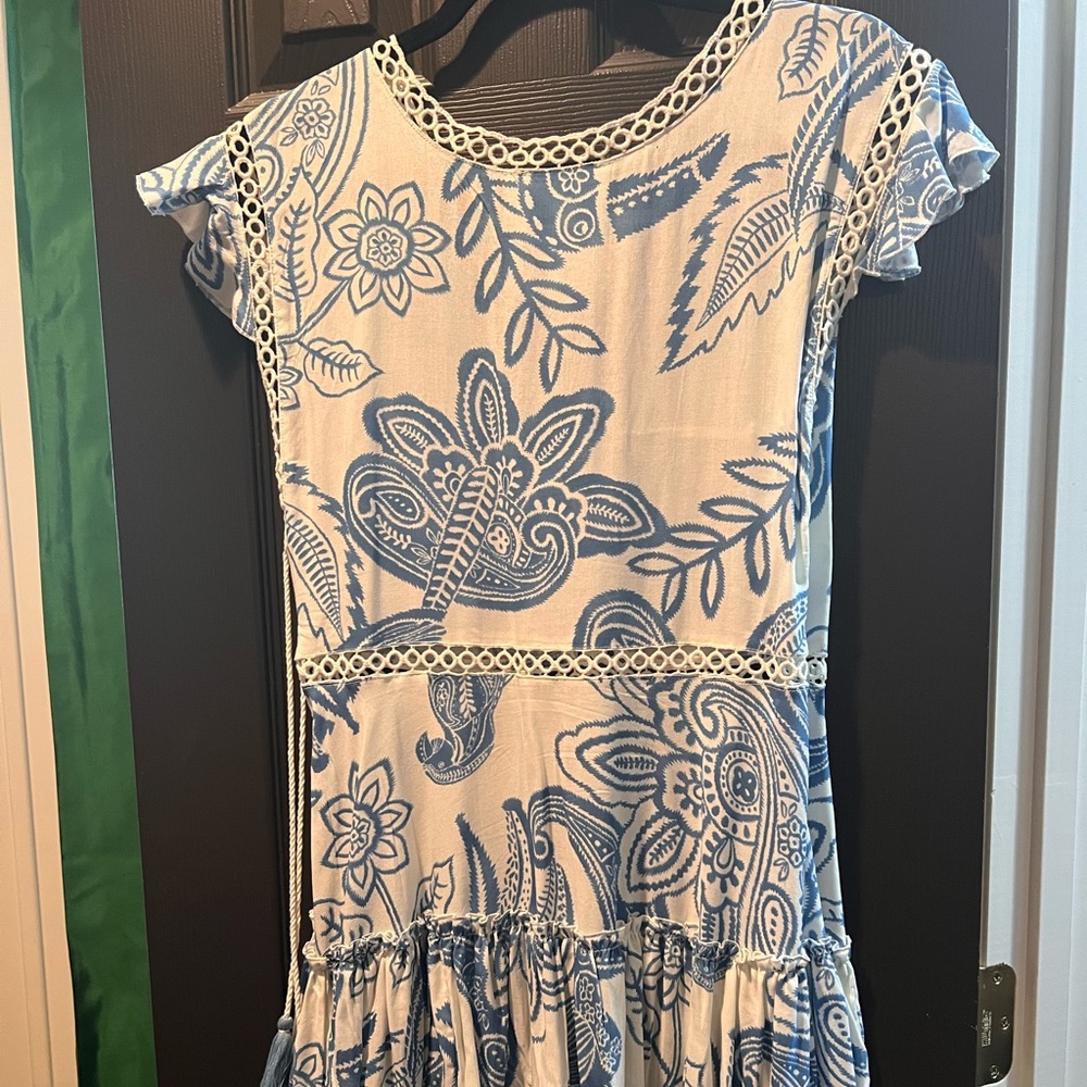 Z & L blue and white dress - Picture 2 of 3